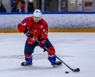 Erkka Huttunen aloittaa syksyllä jo seitsemännen perättäisen kautensa punanuttujen takalinjoilla. @ Kari Koski – https://kkofotografi.com/