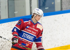 Punanuttupuolustaja Teemu Toriseva haluaa nähdä tulevana viikonloppuna kaukalossa parempia pelisuorituksia niin itseltään kuin omalta joukkueeltaankin.